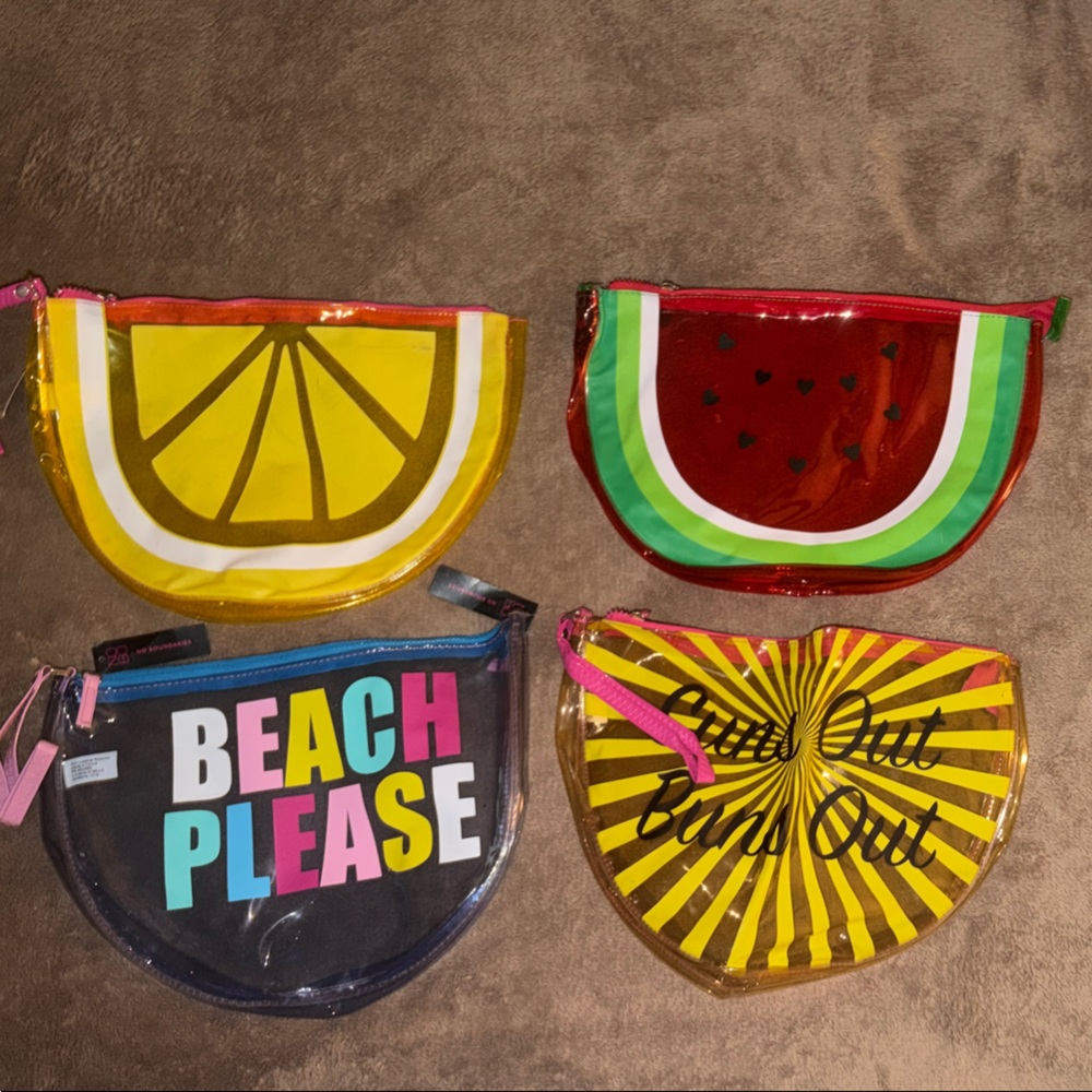 Cute girls trip souvenir vacation pouches (4 for 1 price)